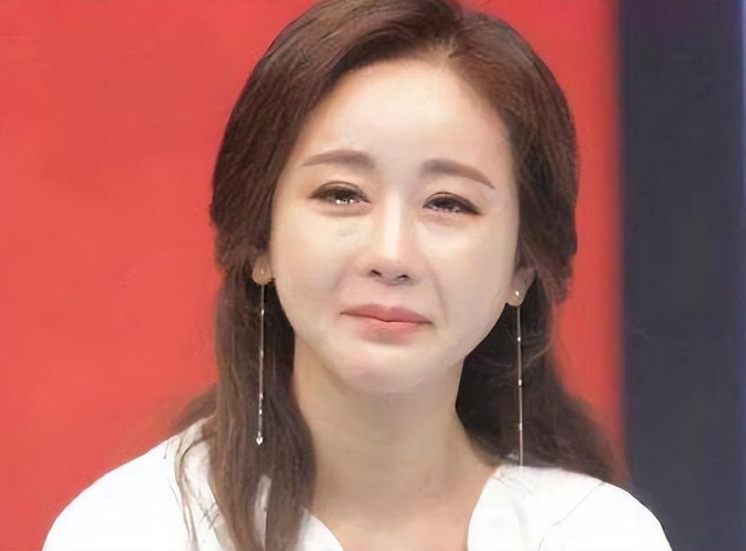 华丽登场二零零九年,秋高气爽,咸素媛被爆出与台湾的艺人曾少宗展开了