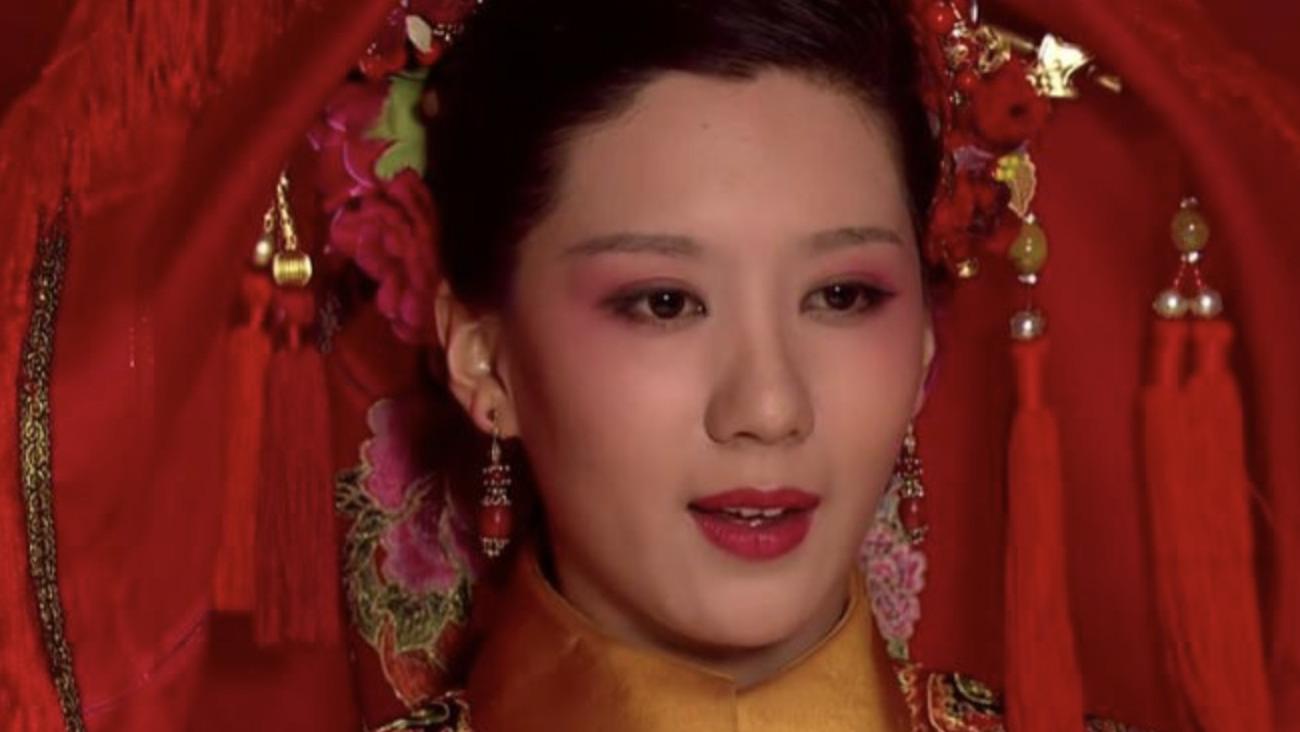 《甄嬛传》：孟静娴至死不知，她喂弘曕粥时的好胜心，让她成为甄嬛的替死鬼