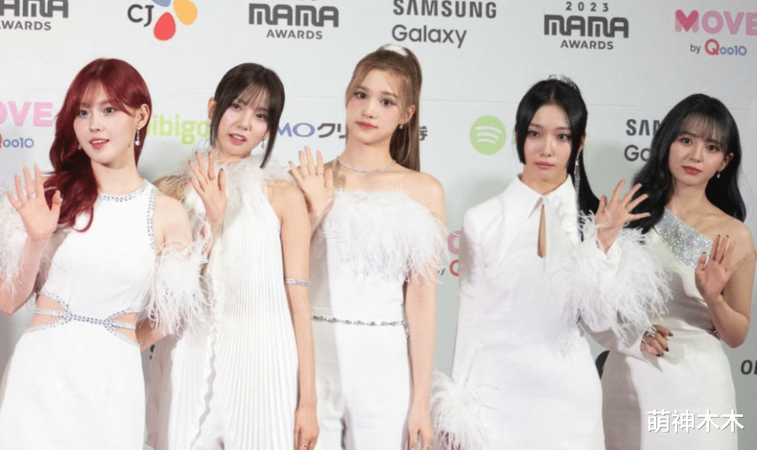 韩国MAMA红毯生图曝光！明星脸僵山根宽，油光满面整容痕迹明显