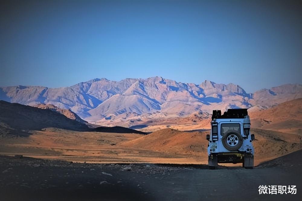 火上热搜的“五千块定律”，我看到了普通职场人的悲哀