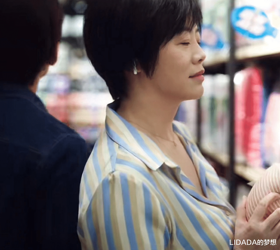 不知名优秀演员,新剧热播角色引争议,其实生活中的她很漂亮