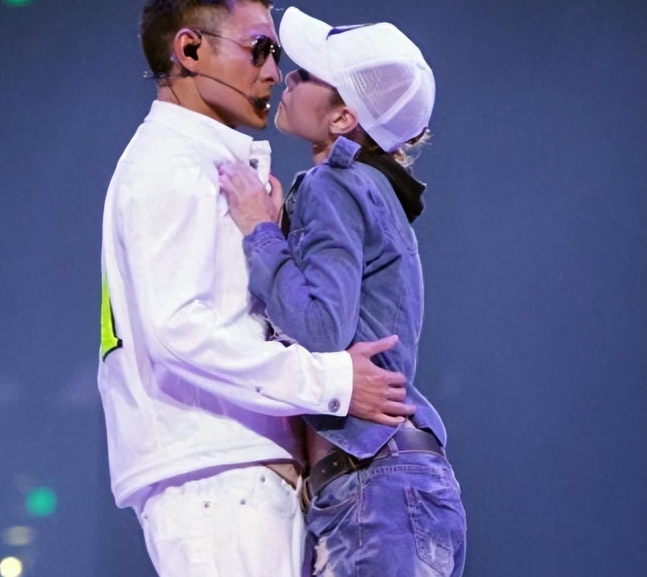 彻底瞒不住了!刘德华赖文慧关系曝光,原来除了结婚证啥都给了