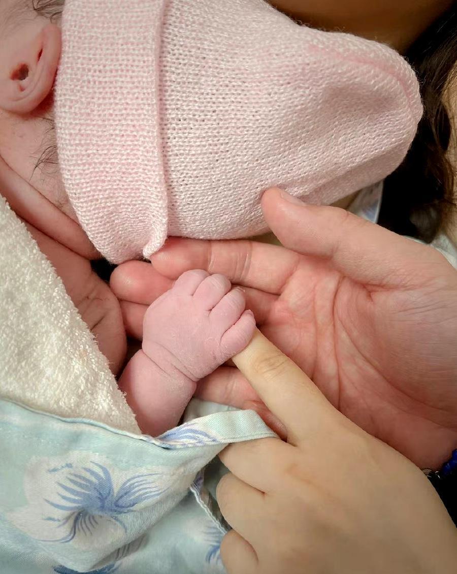 吴宗宪|吴宗宪长女吴姗儒生子,面带微笑很幸福,称儿子牵动自己的心