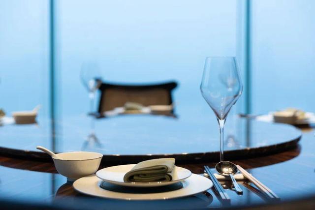 钱塘江|钱塘江边的一抹蓝，让我重新认识了“豪华精选酒店”