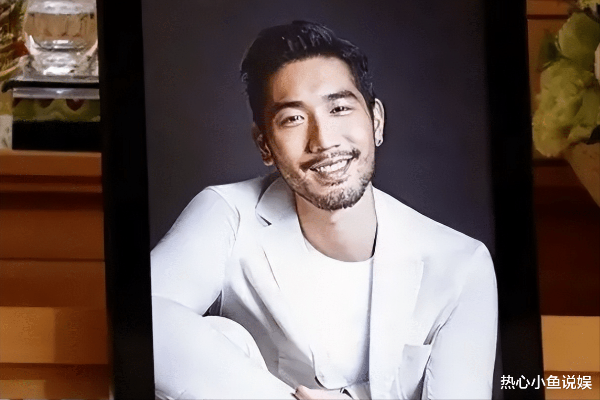 高以翔母亲:丧子又丧夫,74岁的她与大儿子相依为命令人泪目!