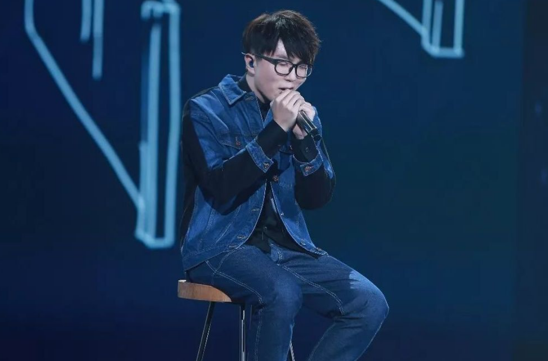 张艺兴|毛不易属于正经歌手,而张艺兴,属于敬业但天赋有限的音乐制作人