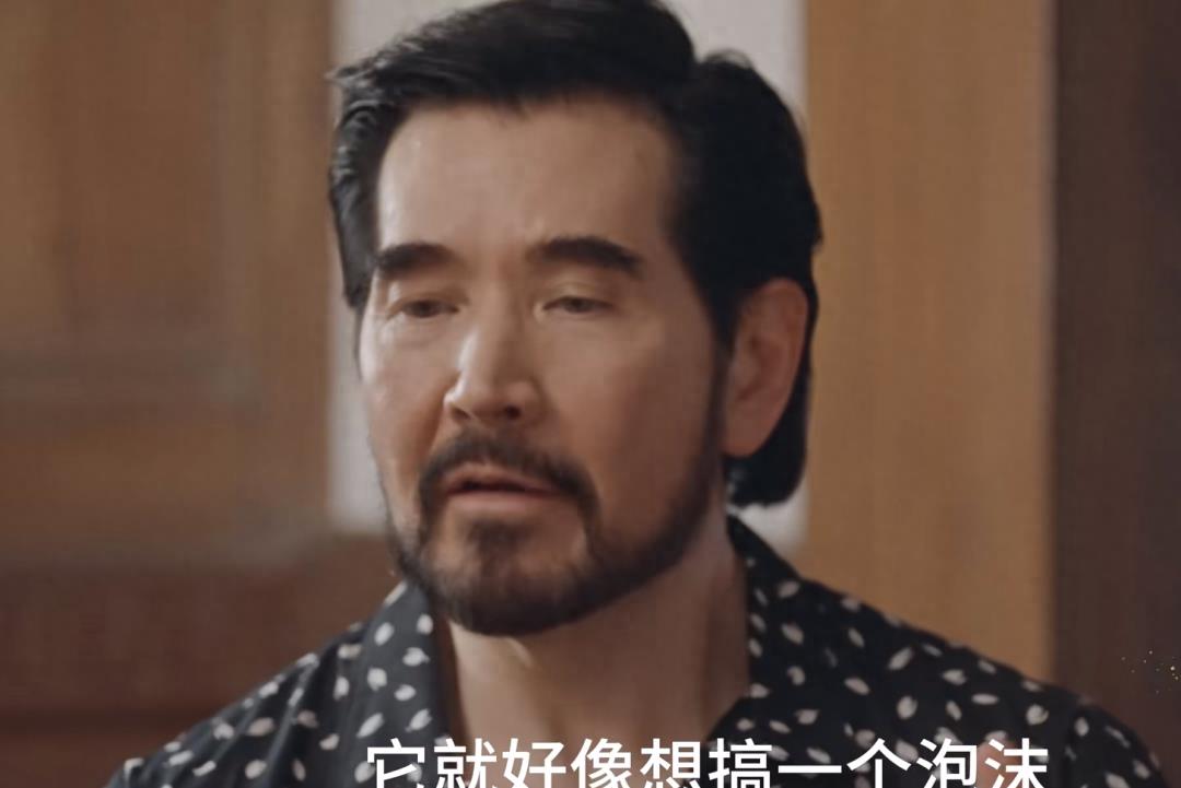 疯狂冒英文装X、讨人嫌的油腻访谈,看了他才知道我们错怪鲁豫