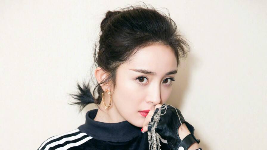 杨幂|北京这一夜，撕开了杨幂“伪资本”的面具，奋斗12年原来不是老板