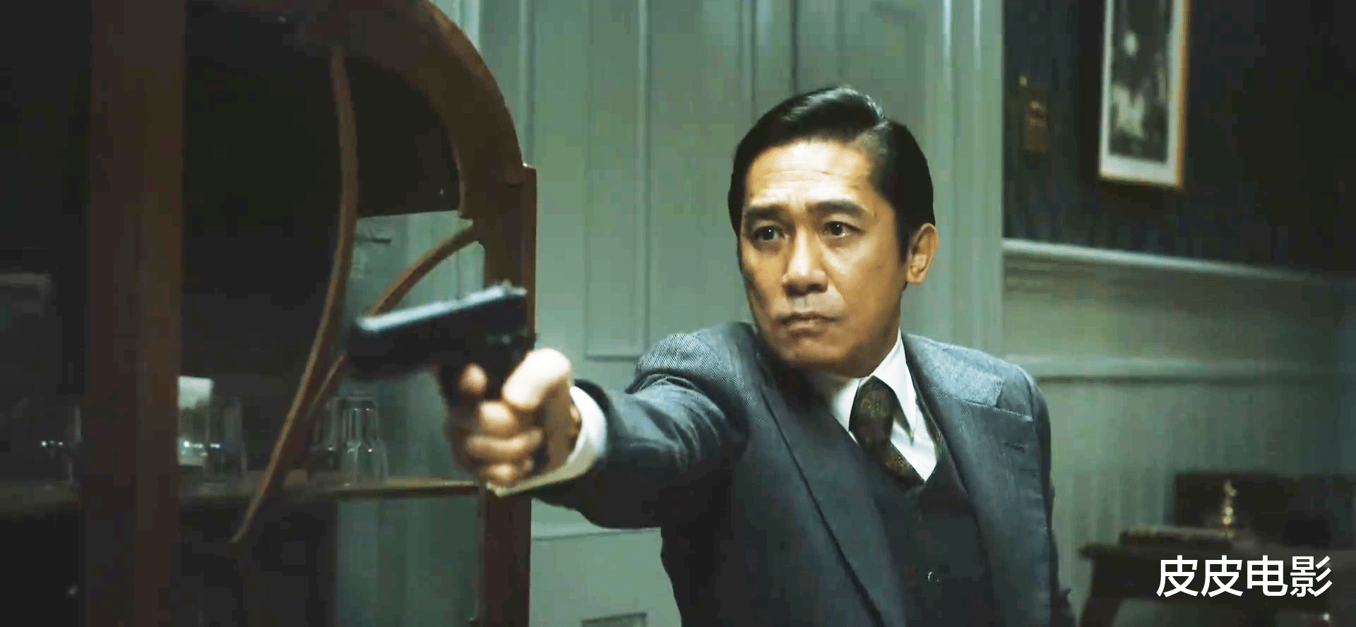 梁朝伟|这个春节，他创造了4个第一次，后劲这么大的电影，看完想三刷