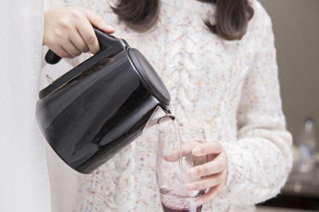 女性最佳“绝经期”已公布，妇科主任：越接近这个年龄，或越健康