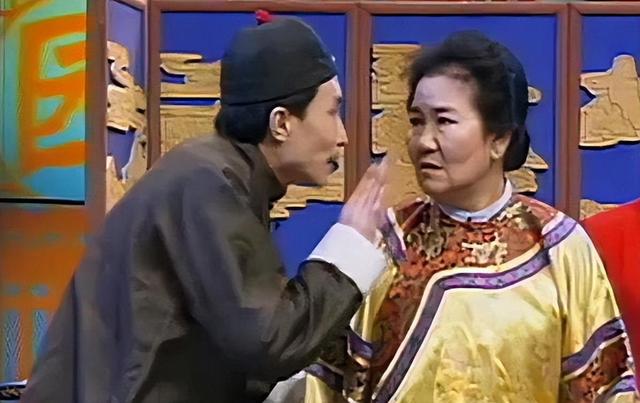 春晚一句台词识出潜伏间谍,离世23年的赵丽蓉,仍被官媒发文缅怀