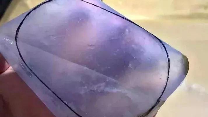 木那切出冰紫雪花棉疯涨，巧雕出的成品