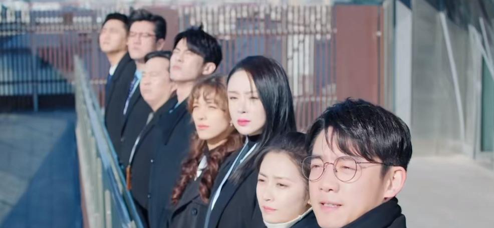 今日宜加油|明晚开播!又一爆笑喜剧《今日宜加油》来袭,王鹤棣挑战蠢萌角色