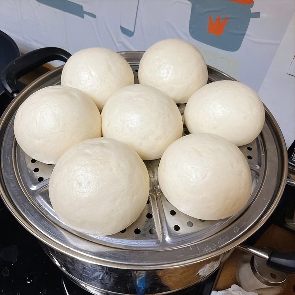 |蒸馒头时,热水还是凉水上锅?大多数人都错了,难怪馒头不香不软