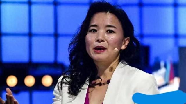 成蕾回澳洲后高调炫耀自己，她表白的情书细节曝光，心早已坏透了