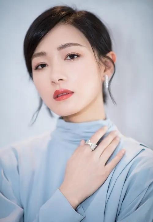 万茜|多次拒绝潜规则,万茜靠实力走红,下嫁圈外人后现今怎么样了?