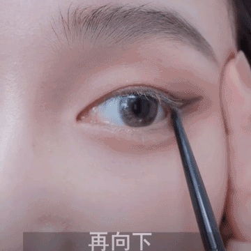 化妆 女生必学的化妆技巧!普通女孩也能快速变美