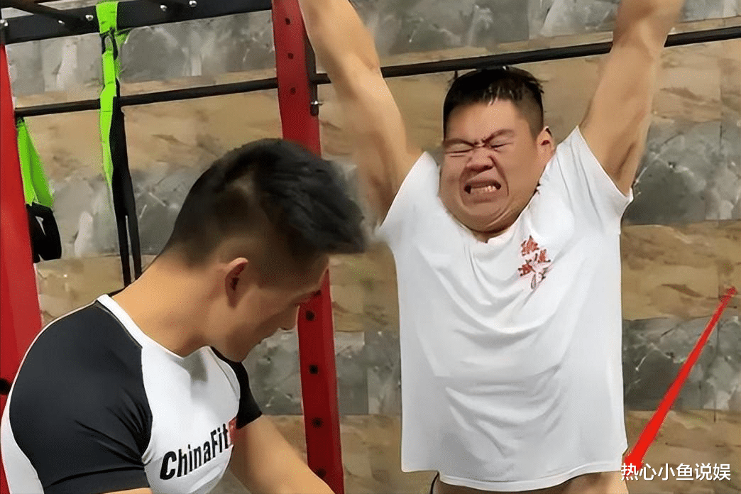 “中国首胖”王浩楠,为爱切胃暴瘦480斤,成名后出轨与娇妻离婚