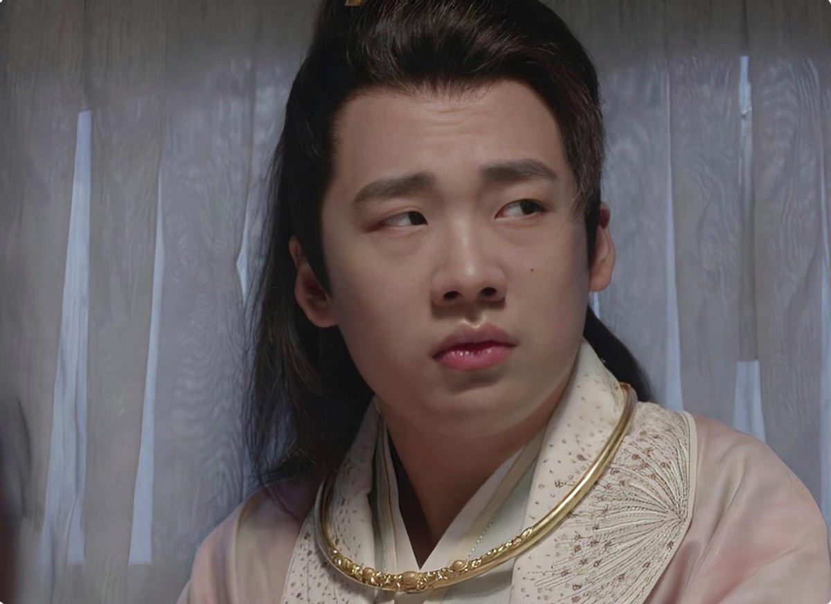 大肿脸、硅胶脸齐上阵!《庆余年2》两人或成败笔,让人难以忍受