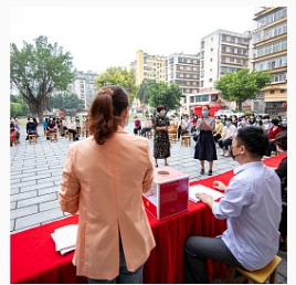 为什么年轻人越来越不愿意奉承巴结领导了？