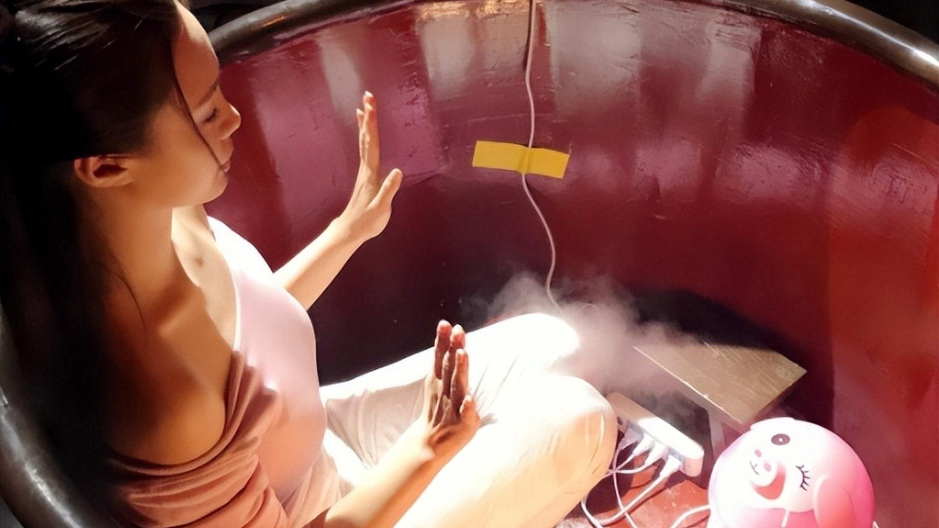 国产剧|国产剧只爱拍上半身？镜头下移后，是“不可告人”的小秘密