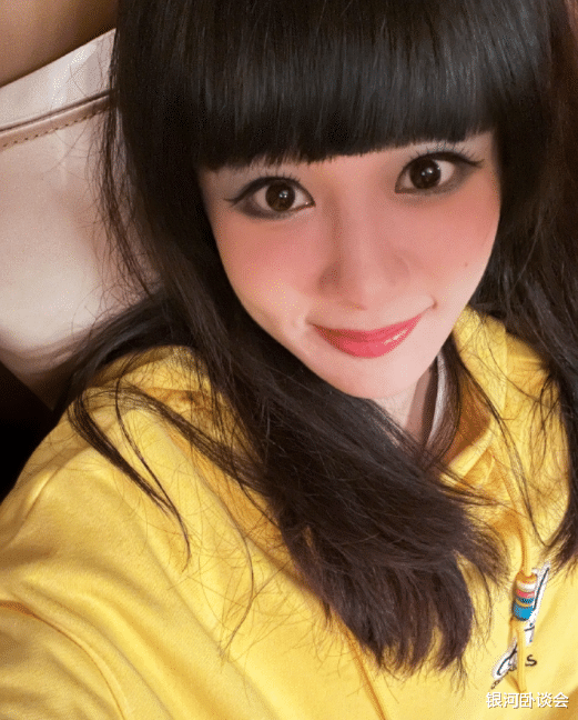 杨紫整容失败,近照曝光太吓人,这脸还有救吗?