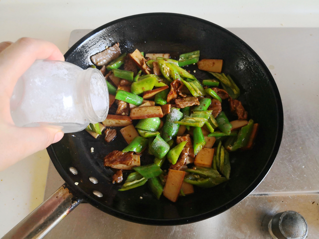 青椒|秋天不妨多给孩子吃四种高锌食物,头脑灵光,学习不吃力