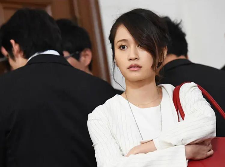 女海王出没,震碎三观,日本深夜剧《毒島ゆり子のせきらら日記》