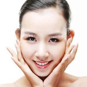 口红 匠柒美学护肤新趋势：极简护肤