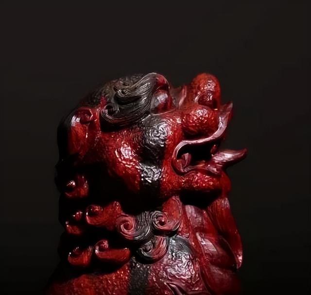 文玩|想用小叶紫檀雕个“招财神兽”,却不想雕出个“四不像”