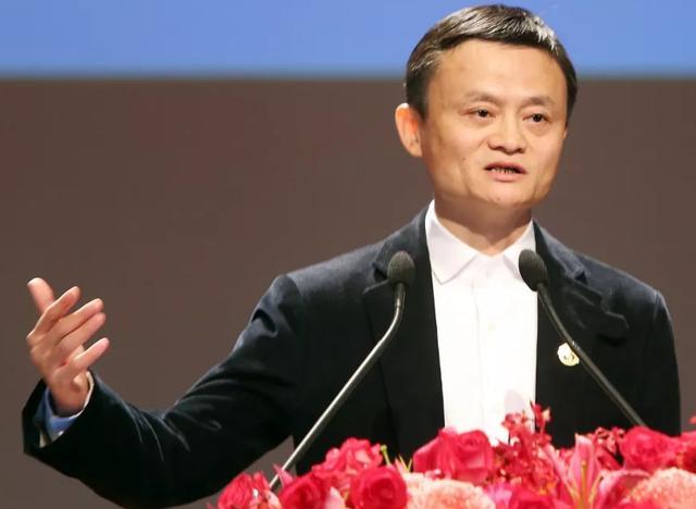 吴倩|马云办家宴豪宅曝光,身材发福尽显憔悴,汪涵侧身赔笑尽显卑微