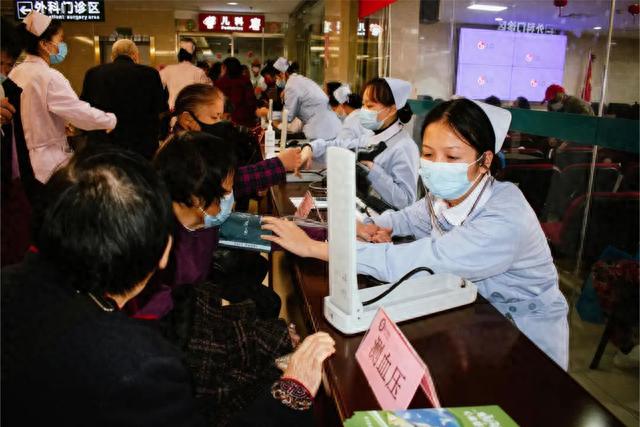 春风化雨,这家医院如何把科普做到群众心坎里?
