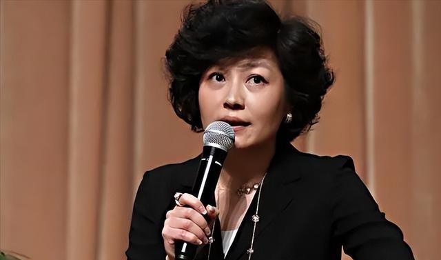 春晚|哈文制定的春晚新规有多难？11年前造就的失误，让赵本山毕生难忘