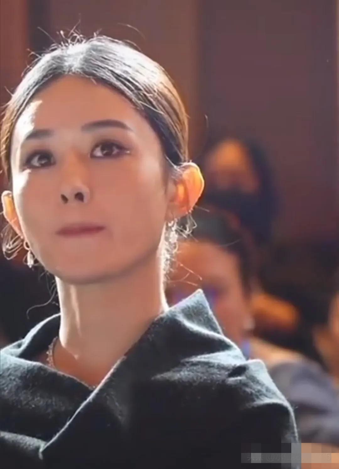 赵丽颖错失白玉兰视后本已平息,于正一句话又把她推上风口浪尖