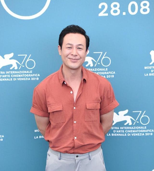 从大火到“原形毕露”，张颂文仅用八个月，终是走了张小斐的老路