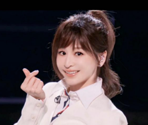 私照外泄陷“小三门”,垃圾堆里找男人的王心凌,再次豪门梦碎!