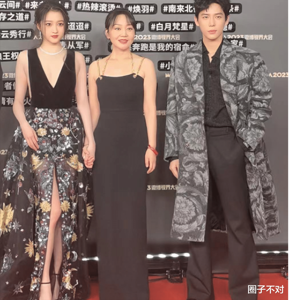 红毯成照妖镜,关晓彤的腿娜扎的胸,都输给“毫无亮点”的刘诗诗