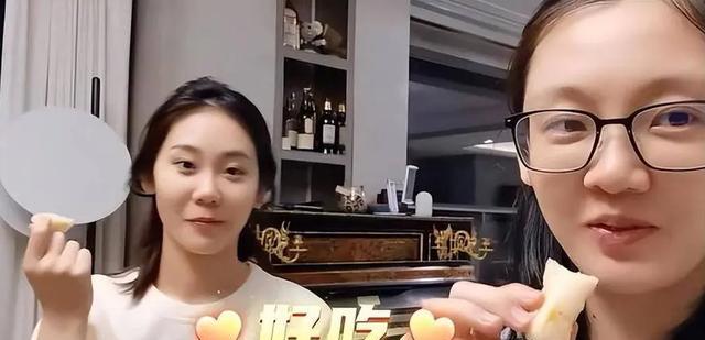 郑恺自曝一天赚7亿,请20个保姆绰绰有余,为何让岳母伺候全家?