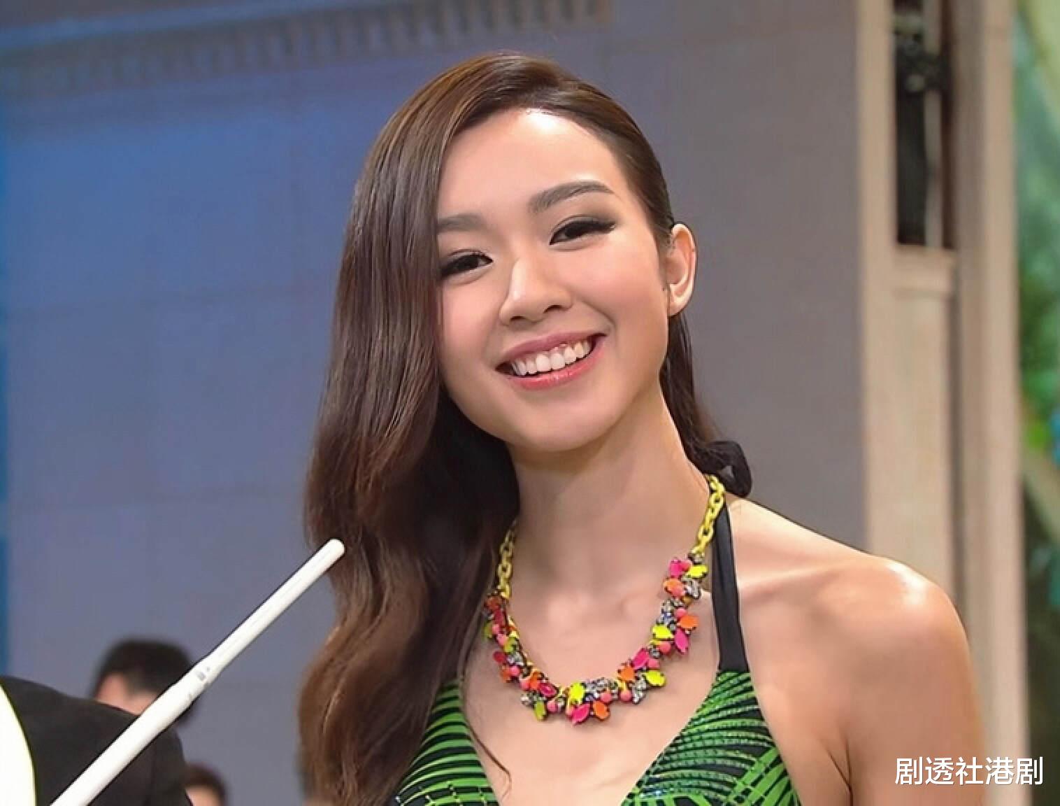 恭喜！TVB前知名女星新恋情复出水面，与飞机师帅哥男友同游日本