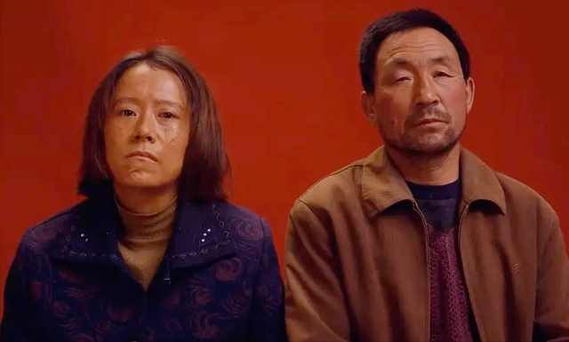 《八角笼中》女人的\衣衫不整\,打了多少国产剧\假穷人\的脸