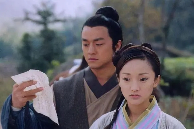 周迅|48岁的周迅为何“无儿无女”？看看她干过的事情，就不足为奇了！