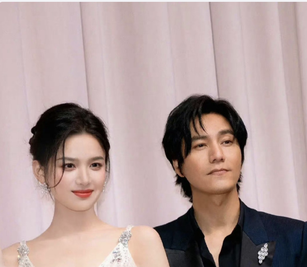 上海这一晚:倪妮冻坏了,赵今麦暴露「真实身高」,陈坤认不出了