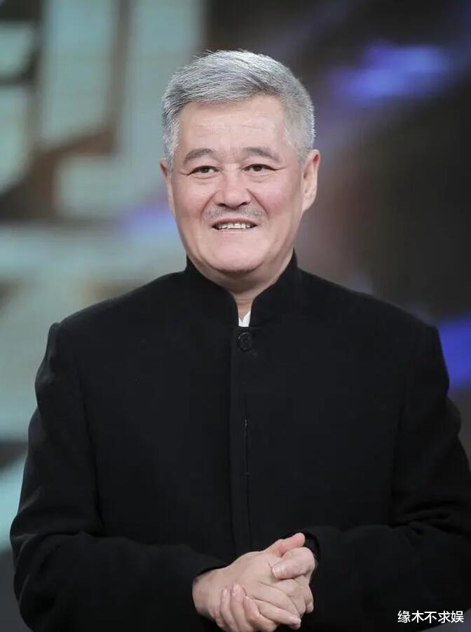 30岁网红刘野约架去世,原因曝光:为抢榜一大姐,被弹烟灰烧衣服