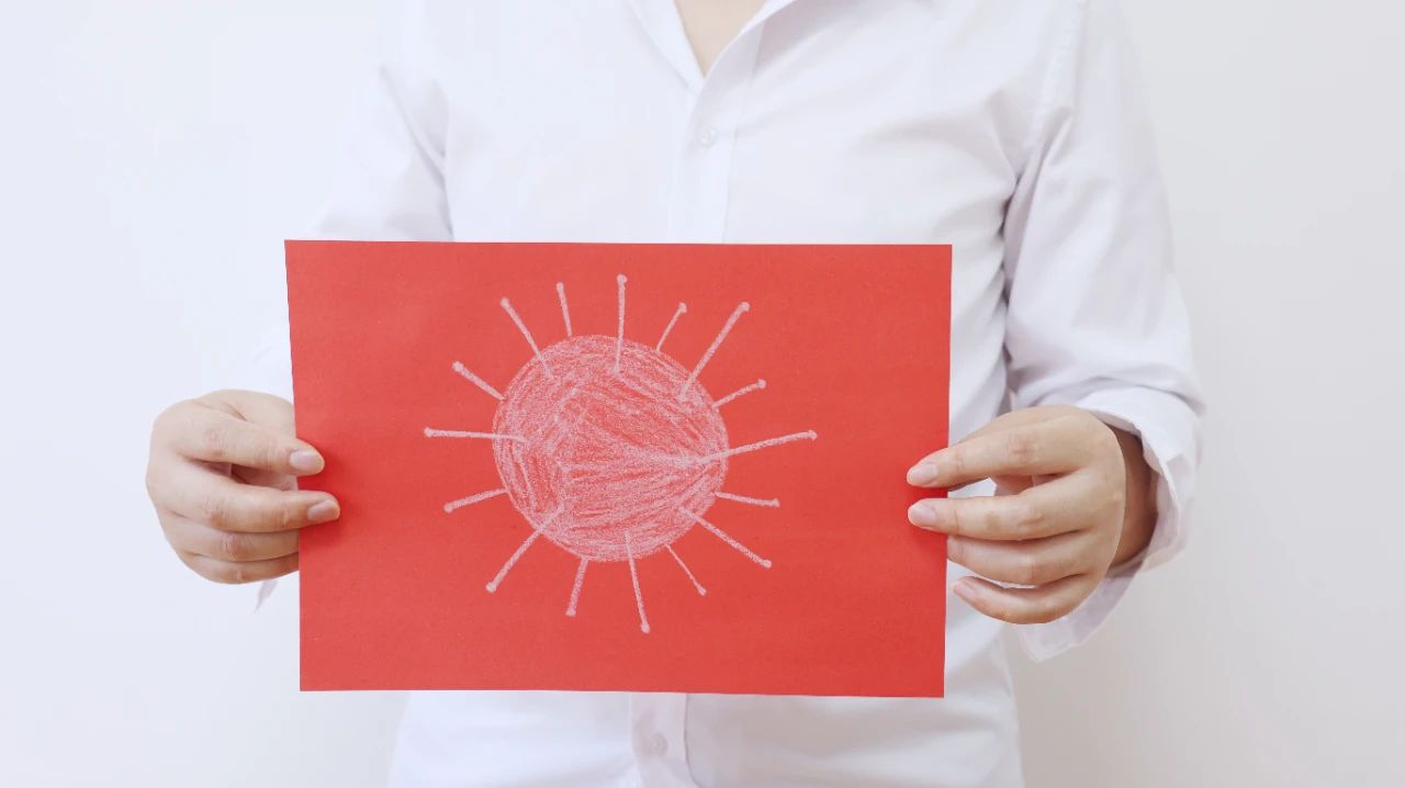 癌症并非绝症，它其实是一种可控可防的慢性病，不必“谈癌色变”