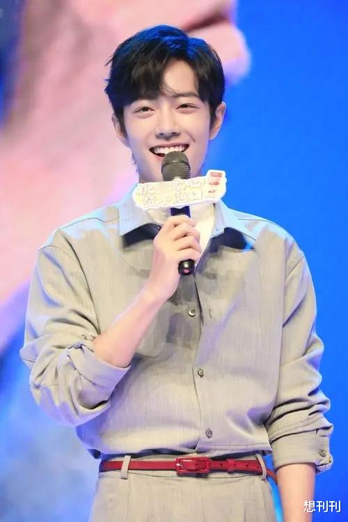 红了就变了一个人！这就是我们不敢粉任何明星的原因！