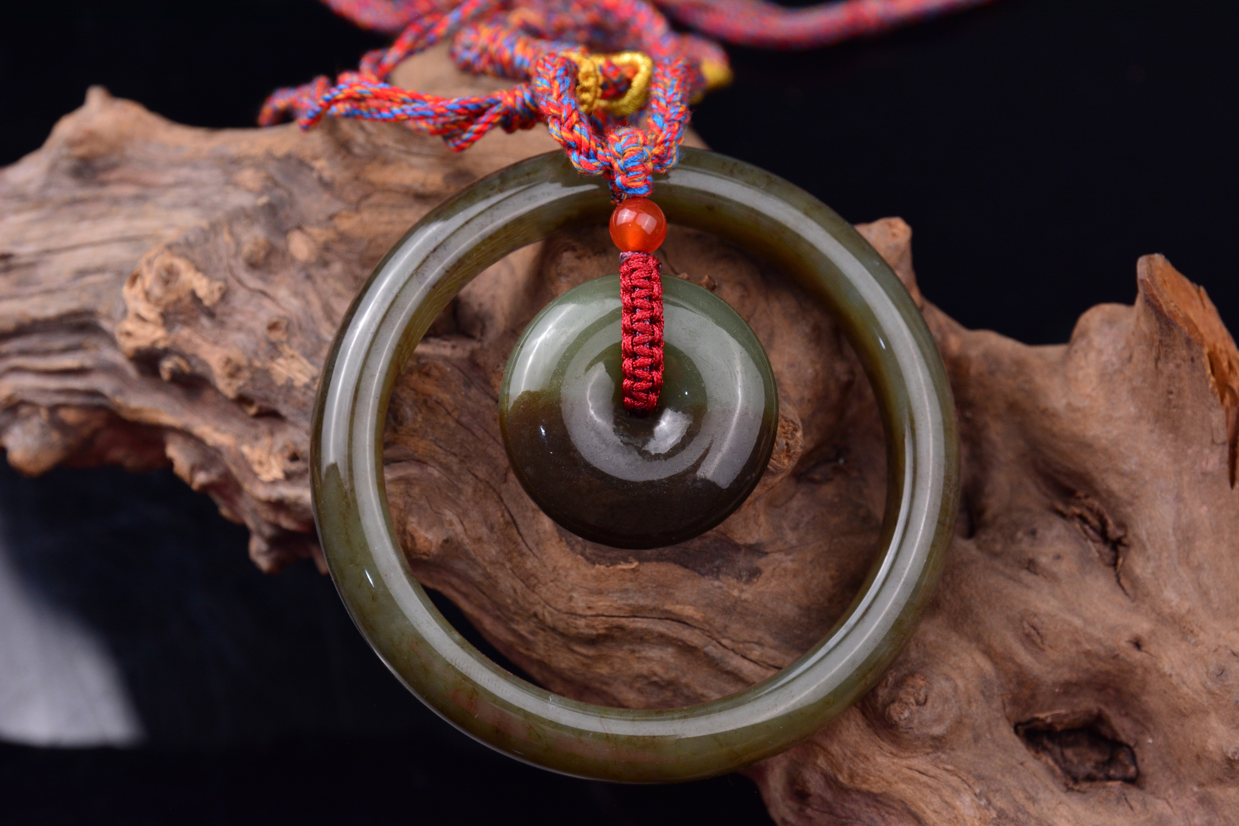 长生|长生籽丨最具把玩性的和田玉，你了解吗？