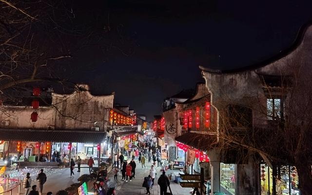爱丁堡|上海这座小众古镇，春节7天游客近13万人，感受别样年味