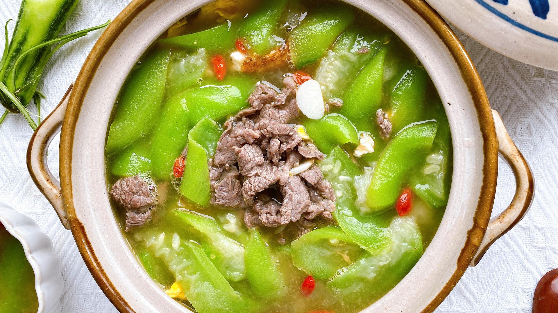 美食教程|“入伏一碗汤，不用开药方”，即将入伏，试试丝瓜牛肉汤