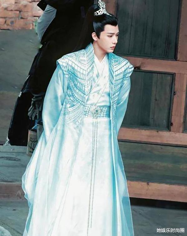 张艺谋|赵露思带来一部仙侠大剧,挑战一人分饰两角,搭档95后人气小生