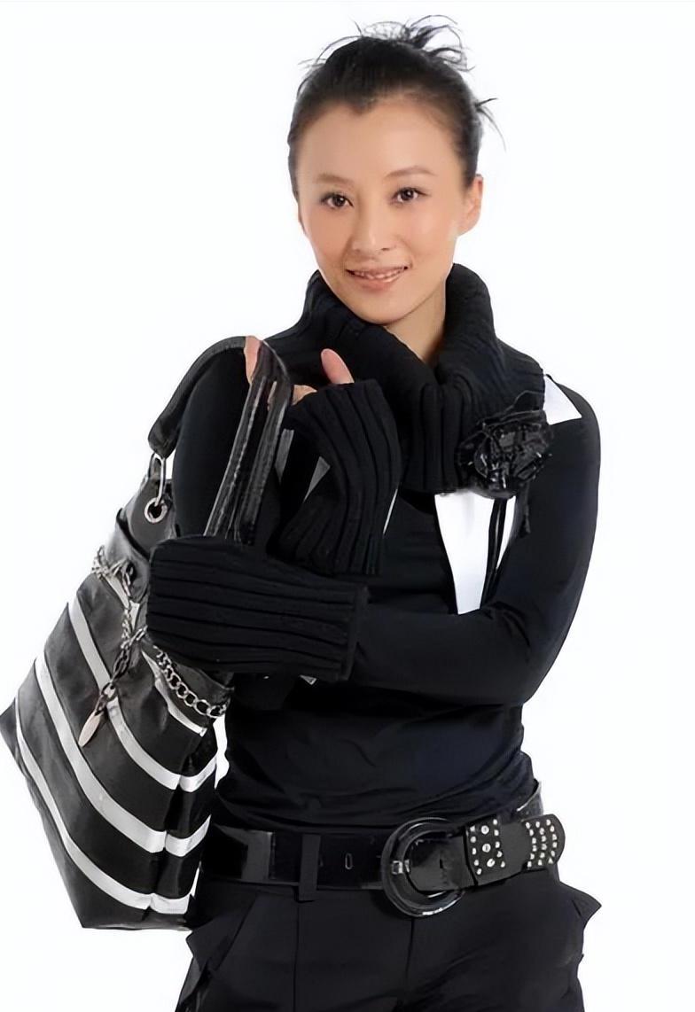 “可云”徐露：嫌丈夫不好看，婚后拒绝生子，如今女儿貌美如花